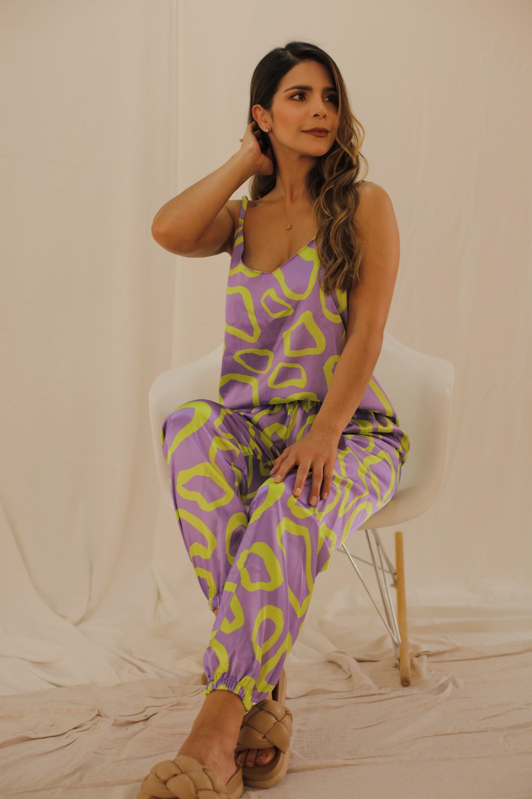 Pijama Blusa Tiras Ajustable - Pantalón Manga Larga Jogger