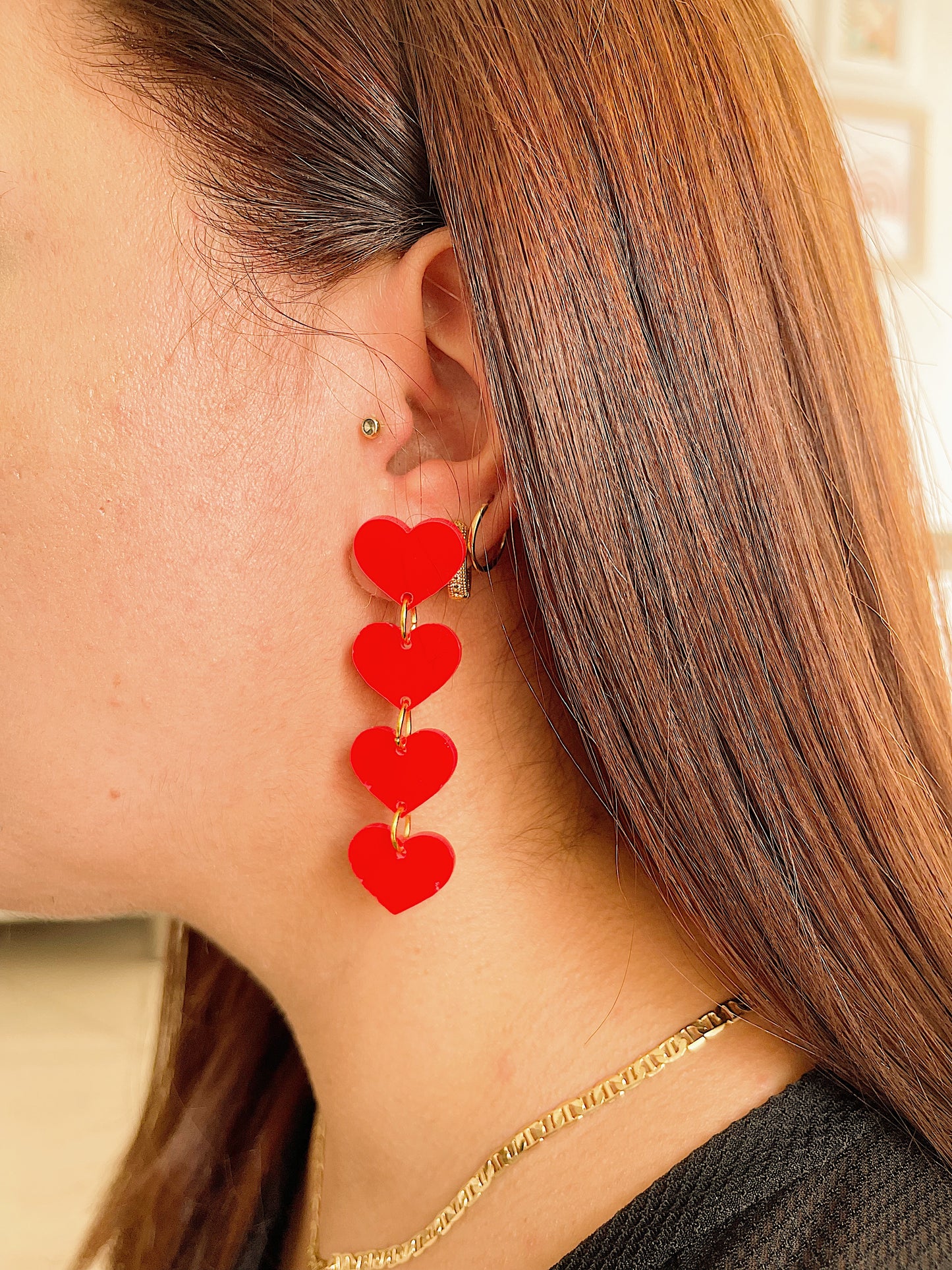 Aretes de 4 Corazónes - Rojos Largos - Acrilico